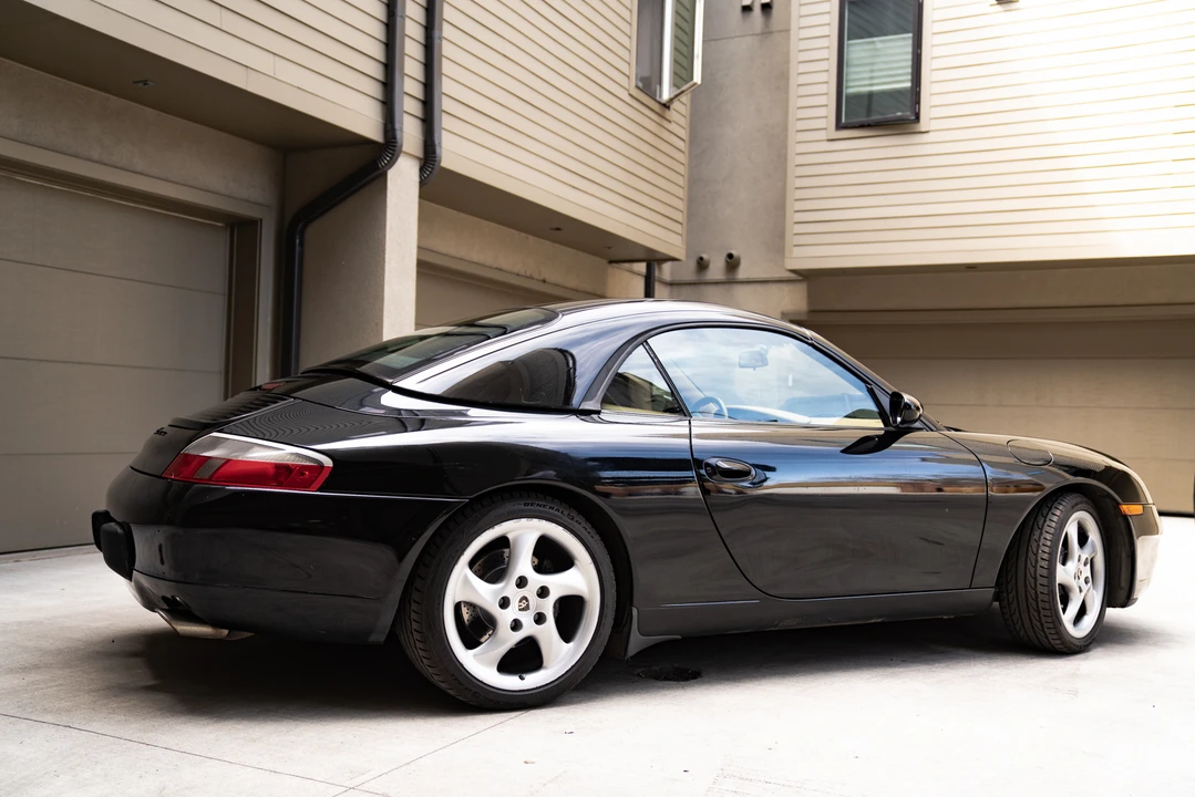 1999 Porsche 996 Carrera - Image 10 of 31