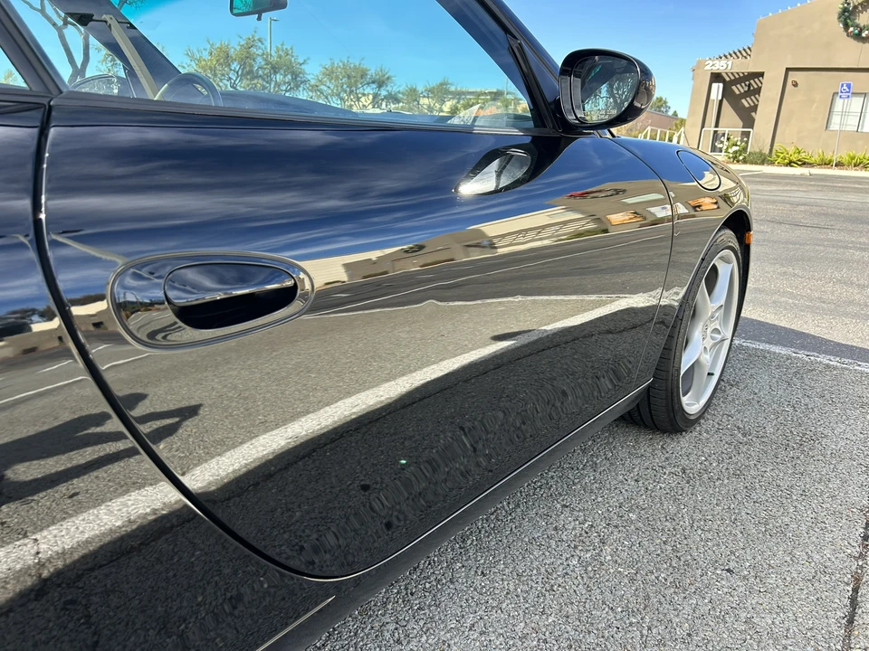 1999 Porsche 996 Carrera - Image 26 of 31