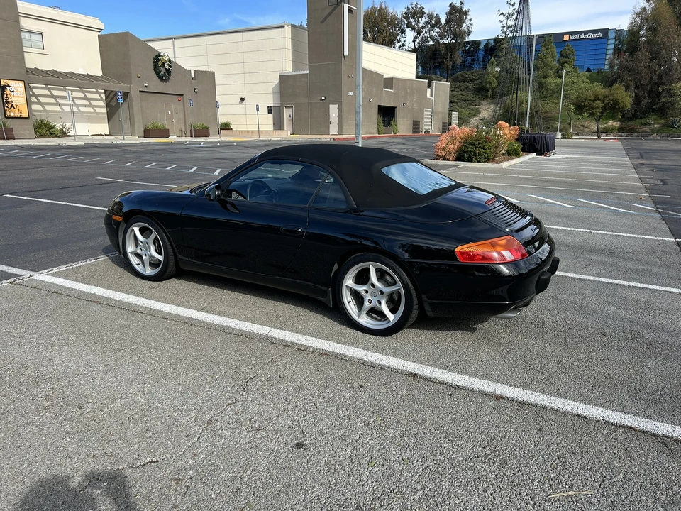 1999 Porsche 996 Carrera - Image 12 of 31