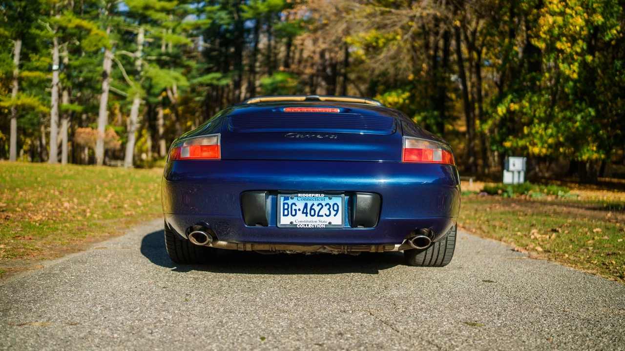 1999 Porsche 996 Carrera - Image 26 of 31