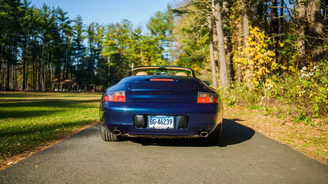 1999 Porsche 996 Carrera - Image 25 of 31