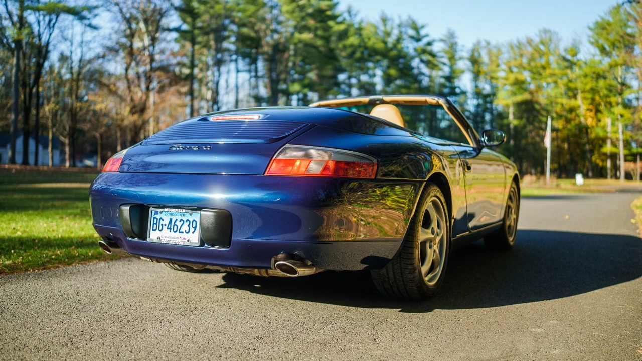 1999 Porsche 996 Carrera - Image 28 of 31