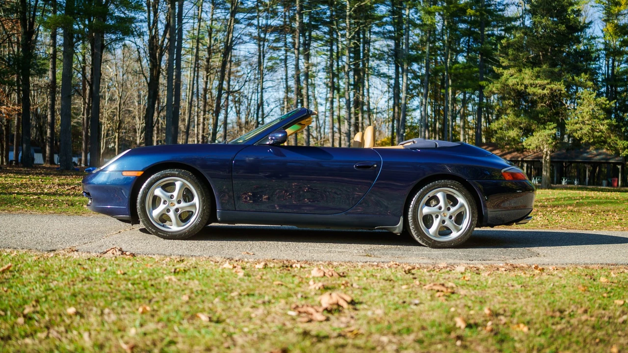 1999 Porsche 996 Carrera - Image 19 of 31
