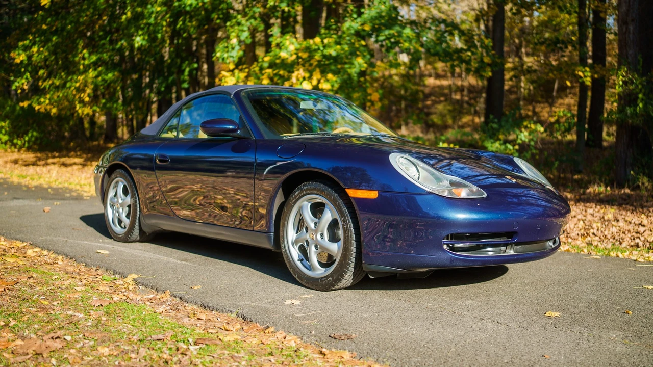 1999 Porsche 996 Carrera - Image 12 of 31