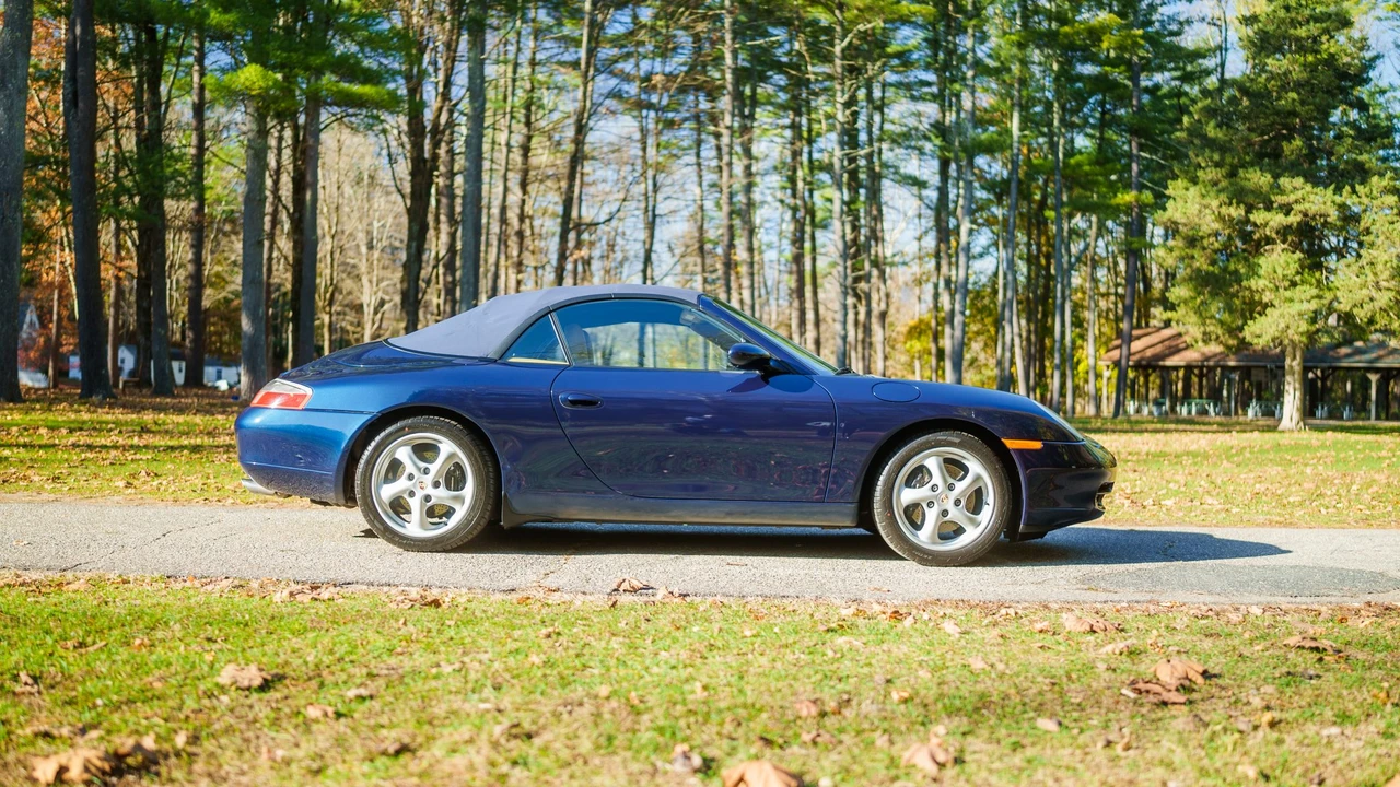 1999 Porsche 996 Carrera - Image 11 of 31
