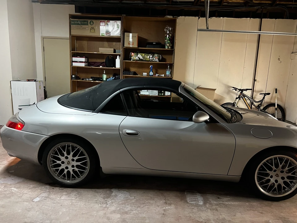 1999 Porsche 996 Carrera - Image 22 of 31