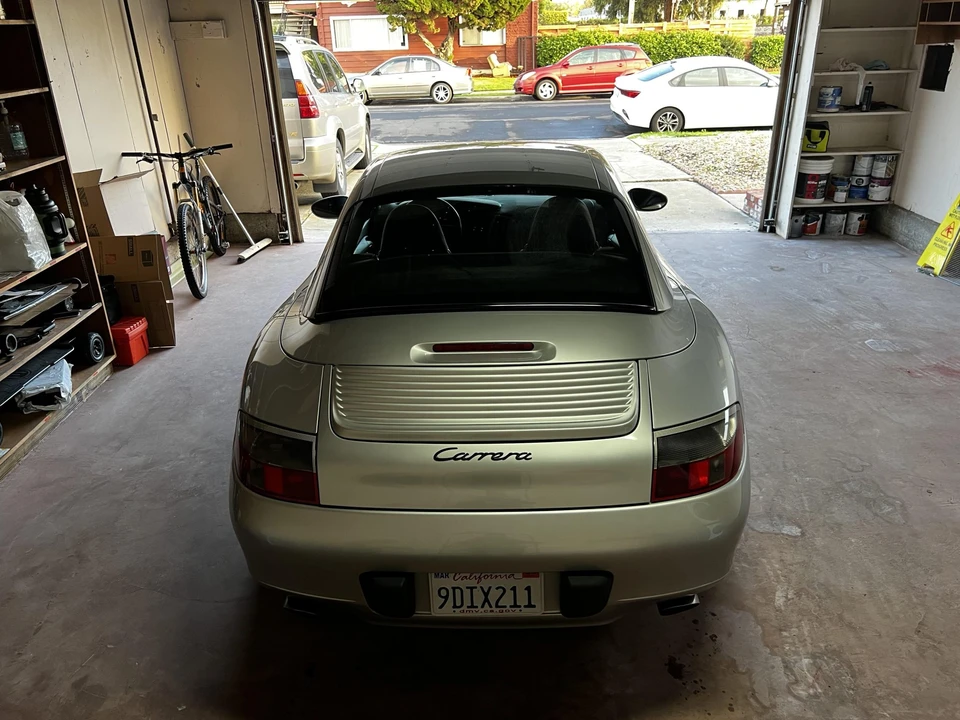 1999 Porsche 996 Carrera - Image 26 of 31