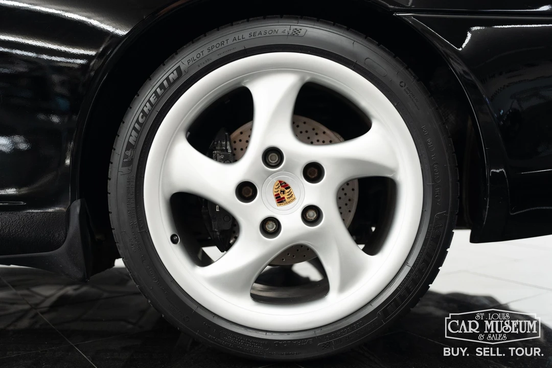 1999 Porsche 996 Carrera - Image 16 of 31