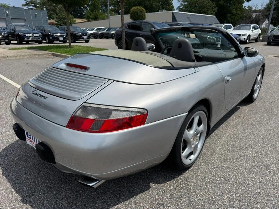 1999 Porsche 996 Carrera - Image 11 of 30