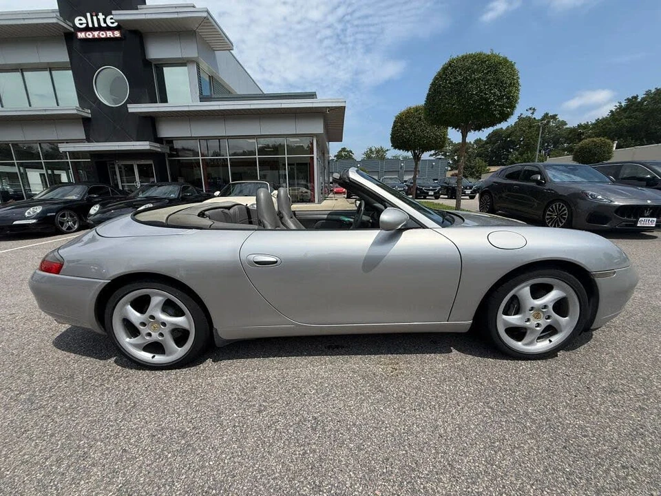 1999 Porsche 996 Carrera - Image 12 of 30