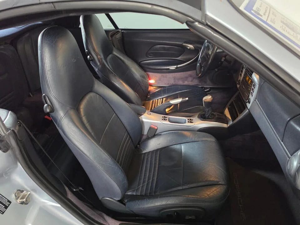 1999 Porsche 996 Carrera - Image 21 of 31