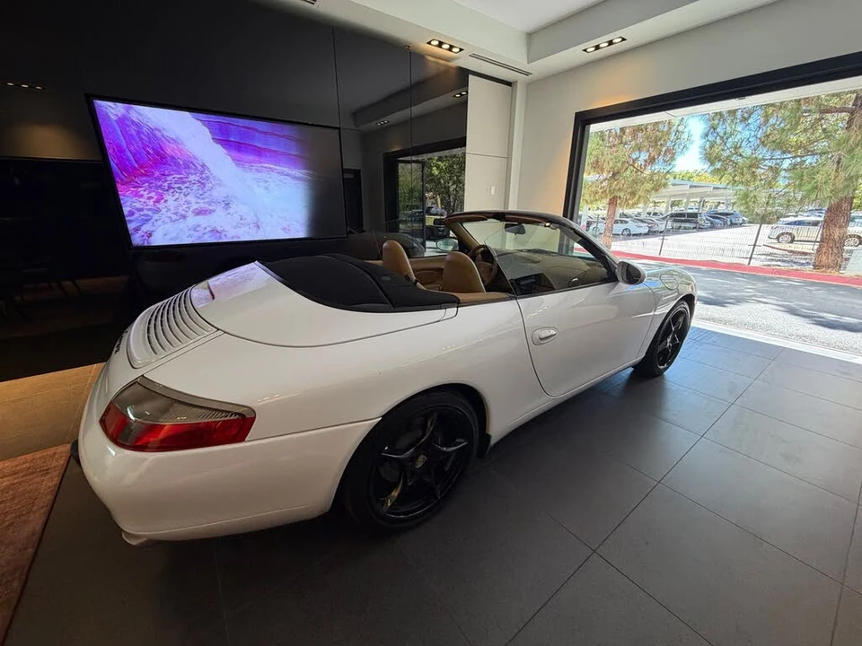 1999 Porsche 996 Carrera - Image 13 of 14