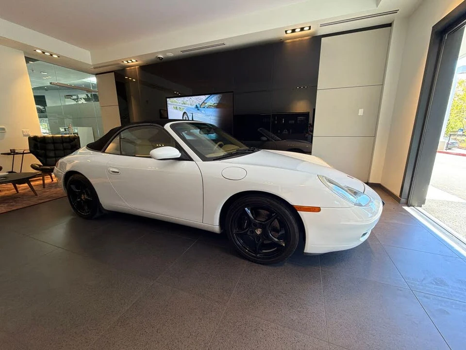 1999 Porsche 996 Carrera - Image 4 of 14