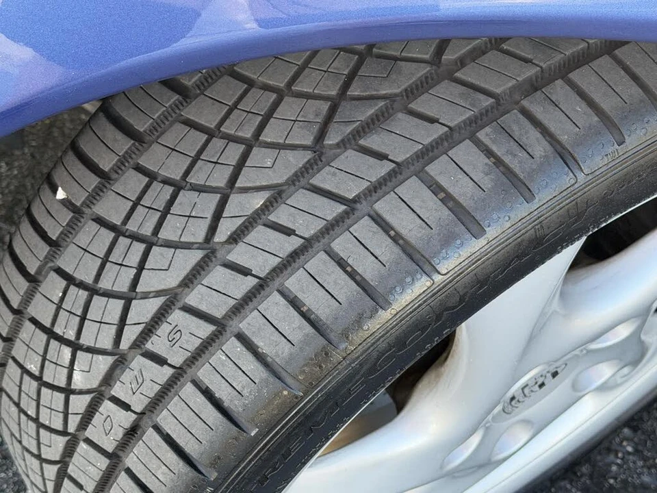 1999 Porsche 996 Carrera - Image 10 of 31