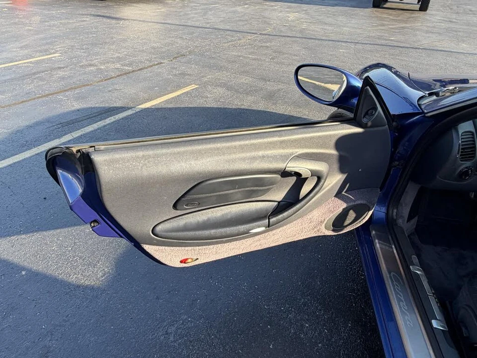 1999 Porsche 996 Carrera - Image 18 of 31
