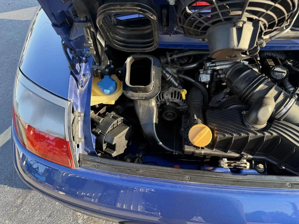1999 Porsche 996 Carrera - Image 24 of 31