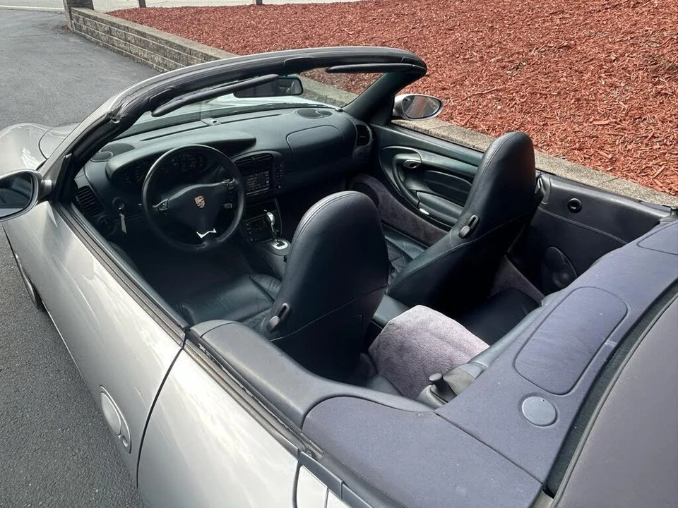 1999 Porsche 996 Carrera - Image 17 of 28