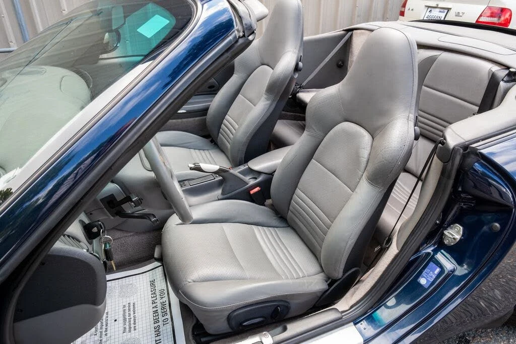 1999 Porsche 996 Carrera - Image 17 of 31