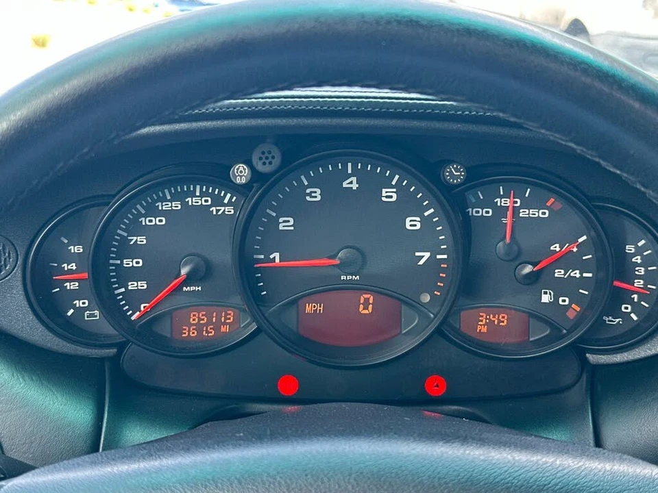 1999 Porsche 996 Carrera - Image 25 of 31