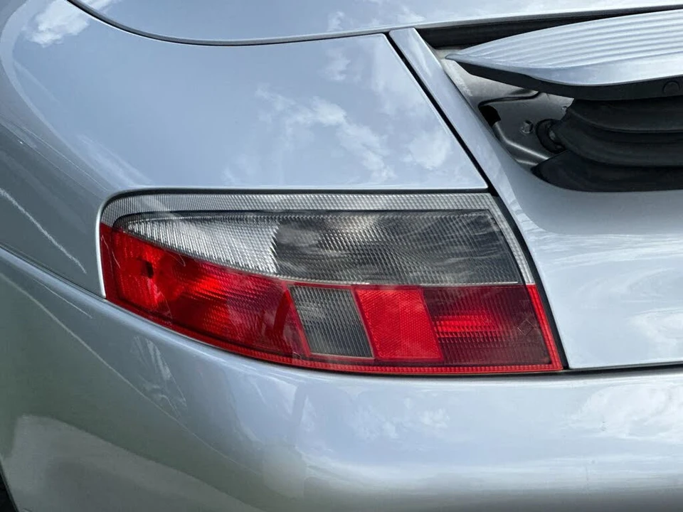 1999 Porsche 996 Carrera - Image 28 of 31