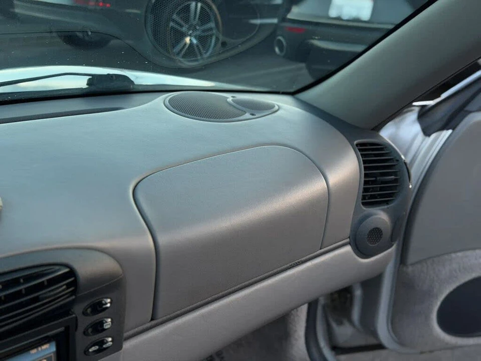 1999 Porsche 996 Carrera - Image 22 of 24