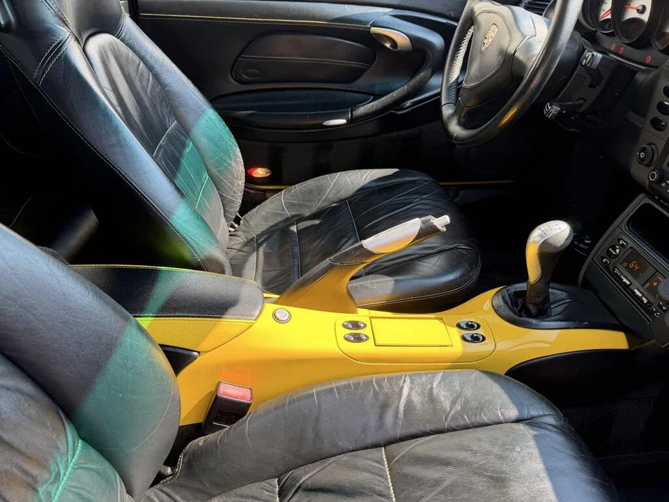1999 Porsche 996 Carrera - Image 19 of 31