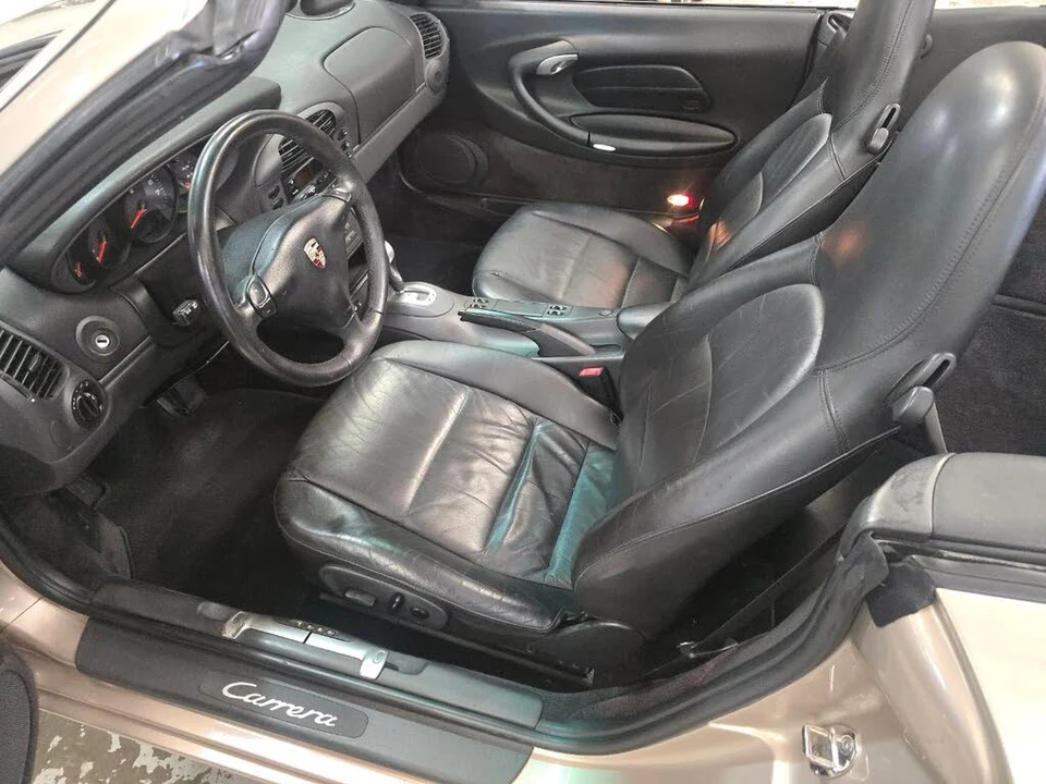 1999 Porsche 996 Carrera - Image 11 of 30