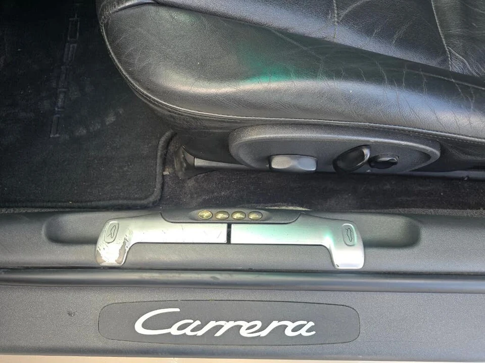 1999 Porsche 996 Carrera - Image 22 of 30