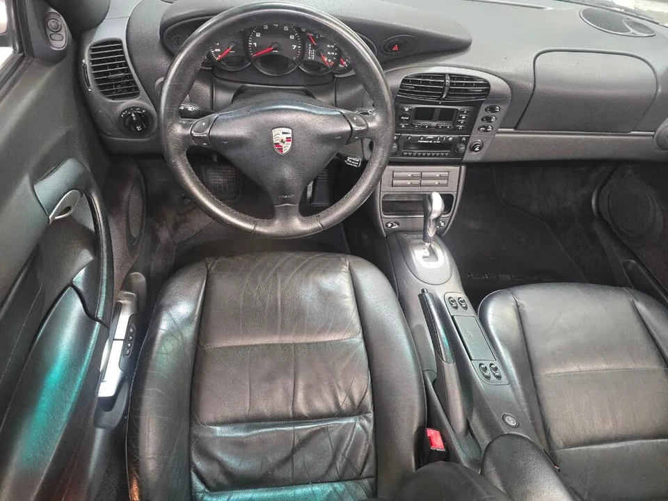 1999 Porsche 996 Carrera - Image 12 of 30