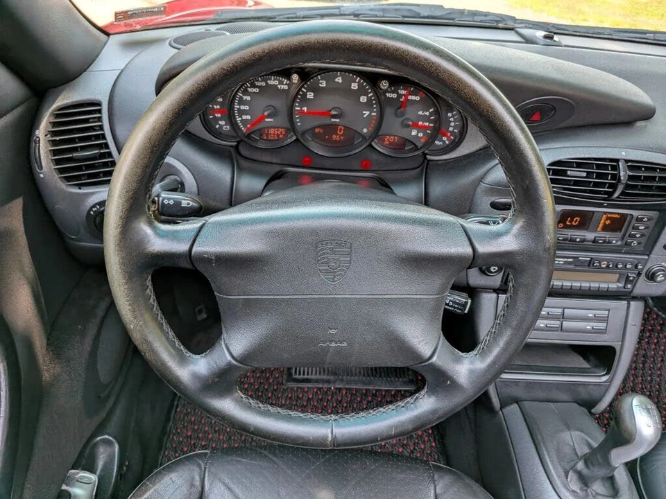 1999 Porsche 996 Carrera - Image 12 of 31