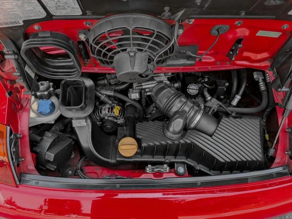 1999 Porsche 996 Carrera - Image 25 of 31