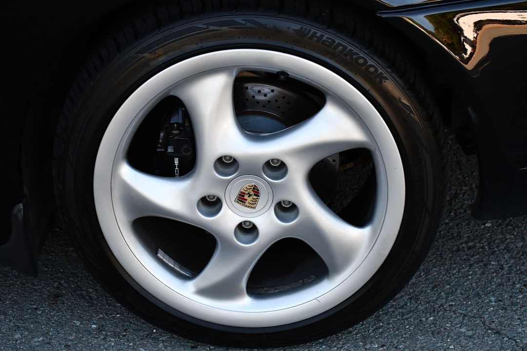 1999 Porsche 996 Carrera - Image 29 of 31