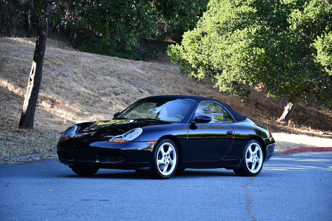 1999 Porsche 996 Carrera - Image 13 of 31