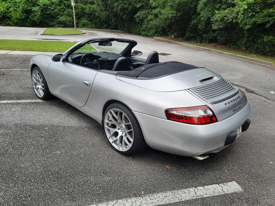 1999 Porsche 996 Carrera - Image 19 of 31