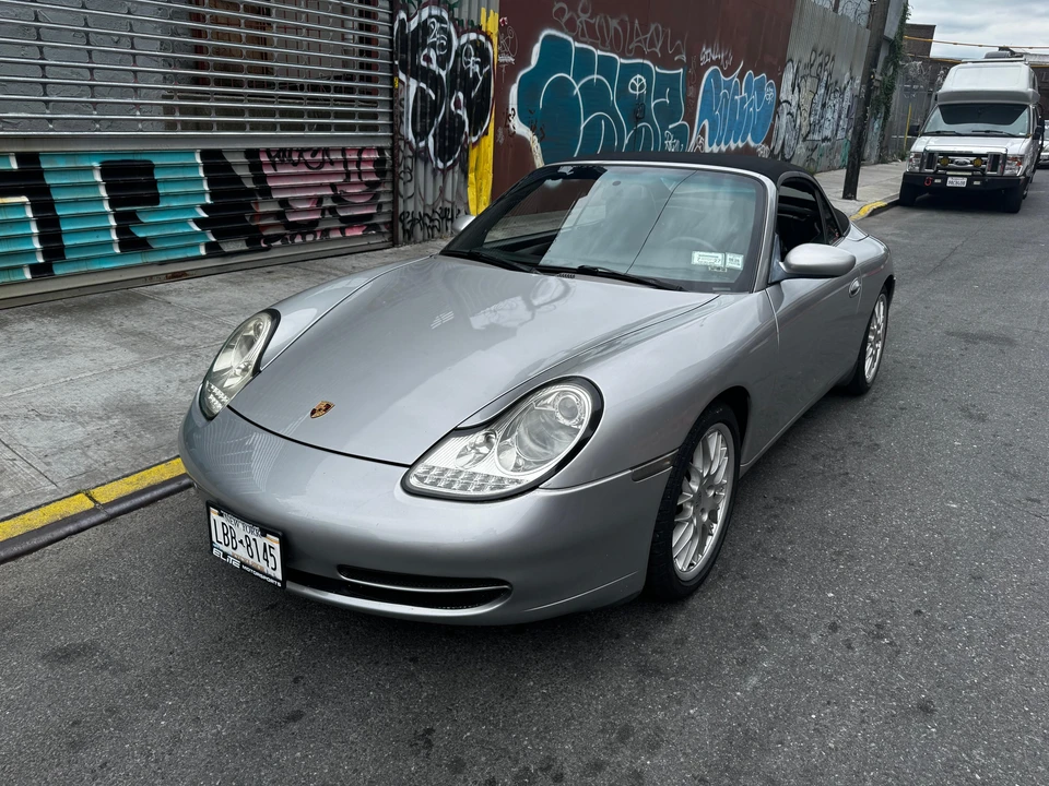 1999 Porsche 996 Carrera - Image 18 of 31