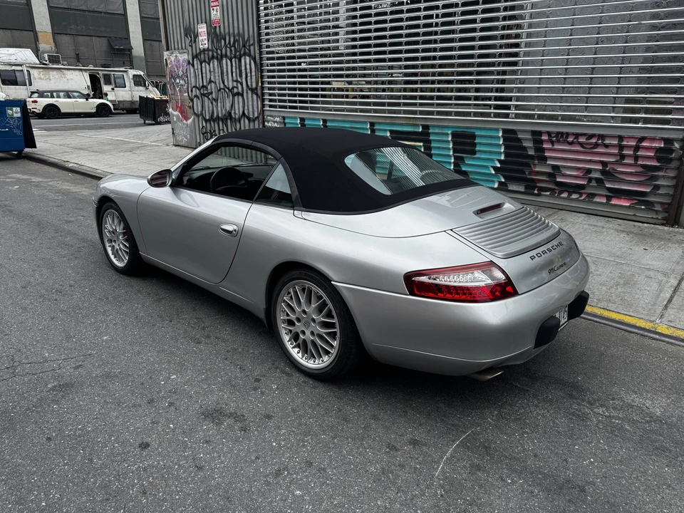 1999 Porsche 996 Carrera - Image 20 of 31