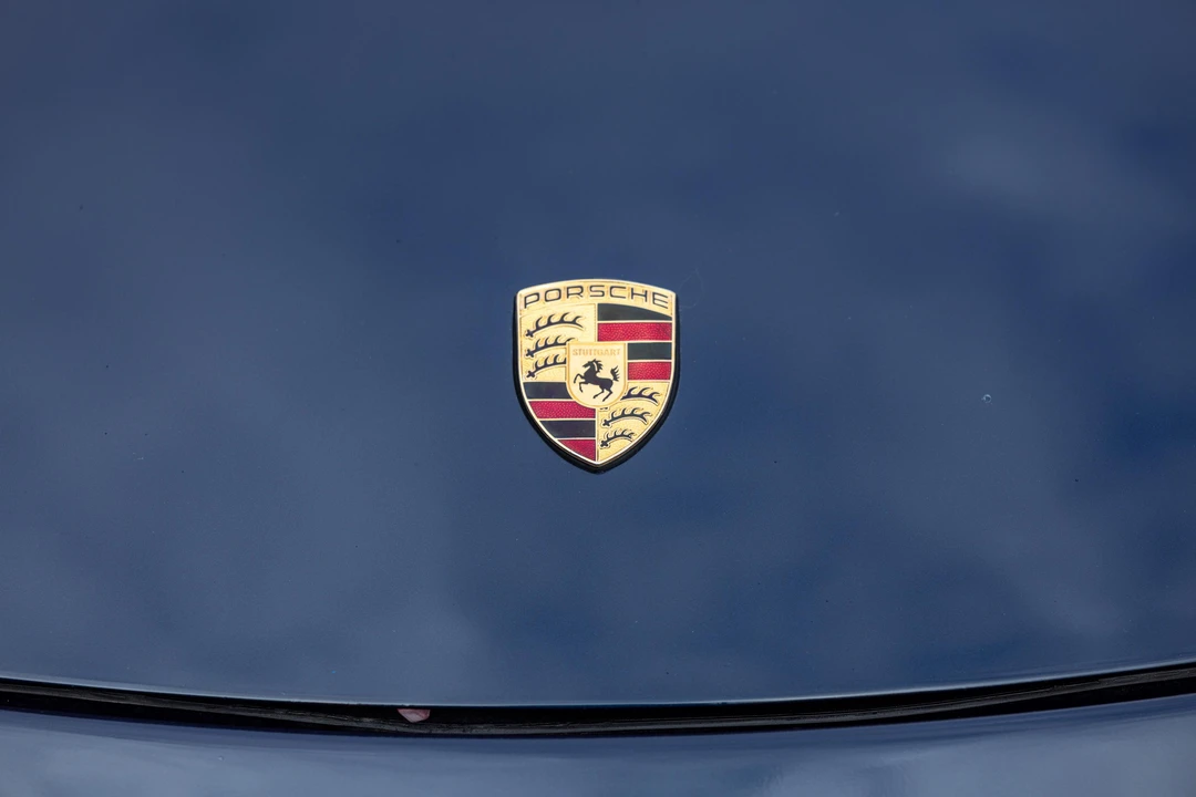 1999 Porsche 996 Carrera - Image 19 of 31