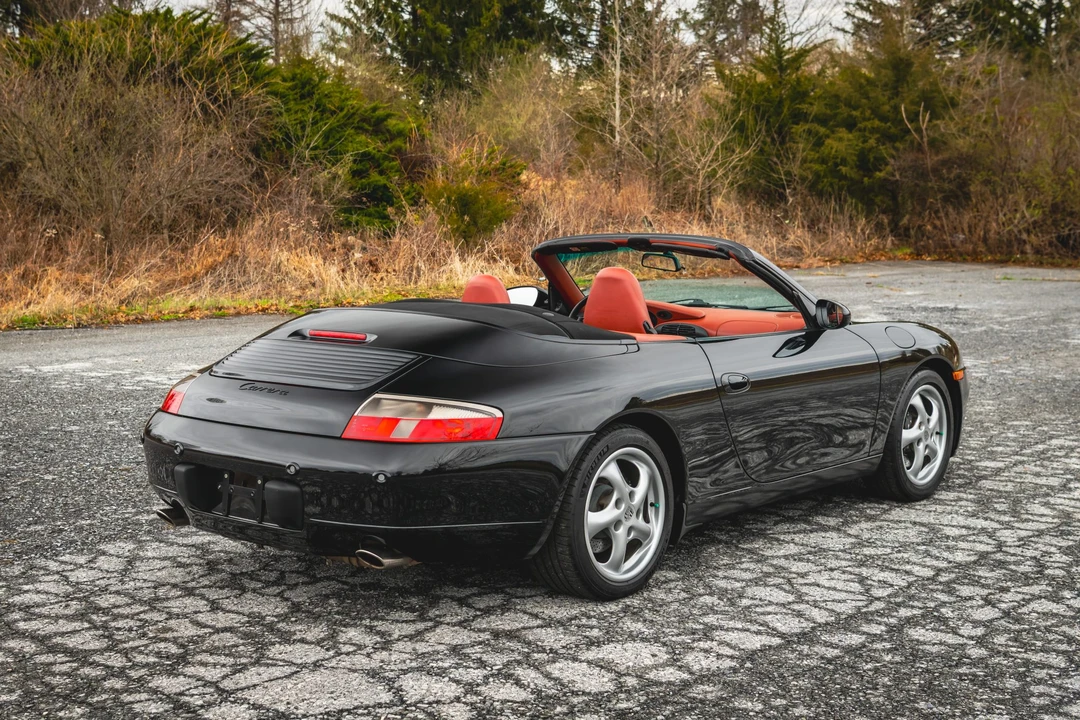 1999 Porsche 996 Carrera - Image 29 of 31