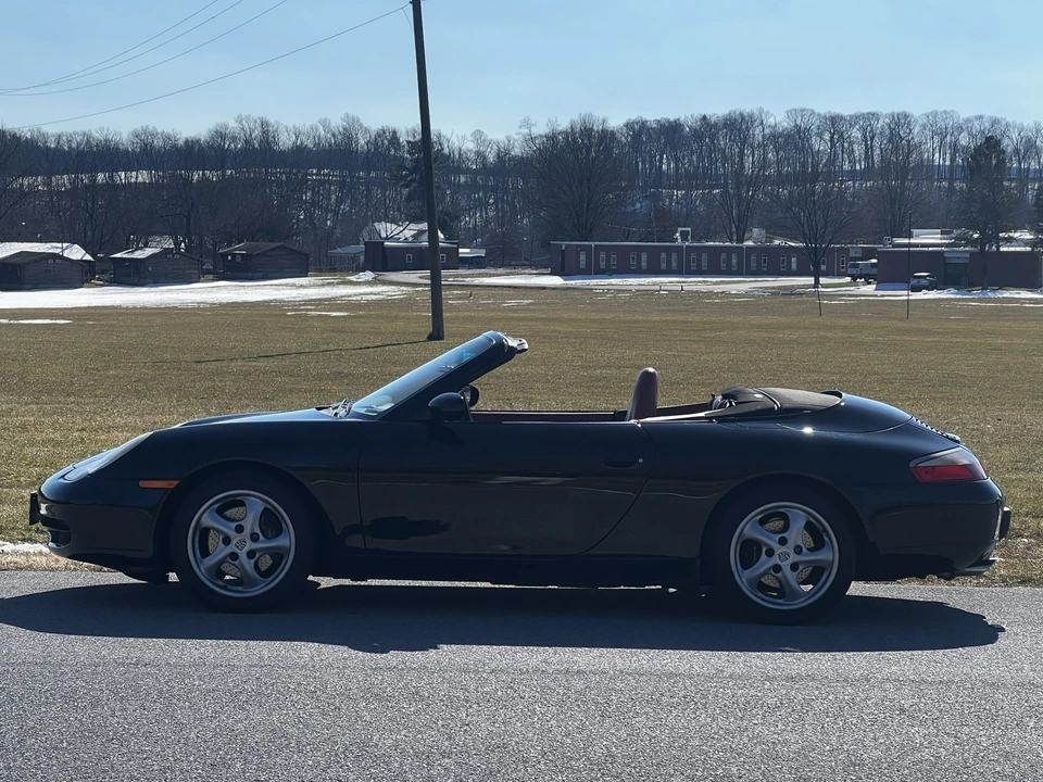 1999 Porsche 996 Carrera - Image 27 of 31