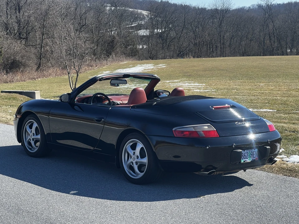 1999 Porsche 996 Carrera - Image 26 of 31