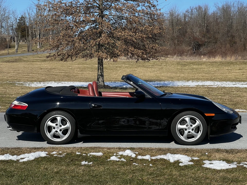 1999 Porsche 996 Carrera - Image 17 of 31