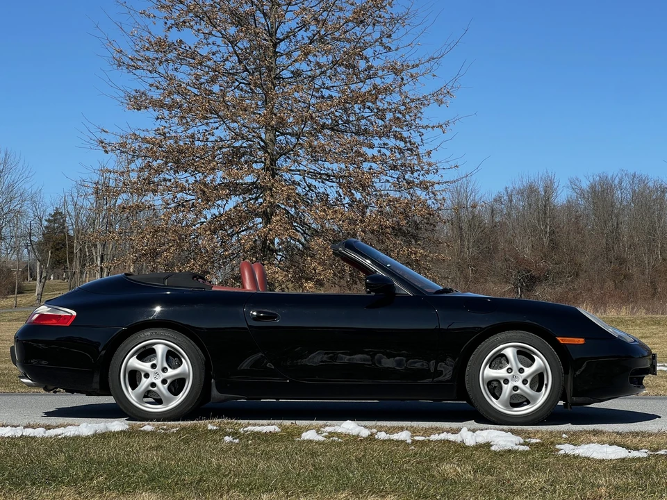 1999 Porsche 996 Carrera - Image 16 of 31