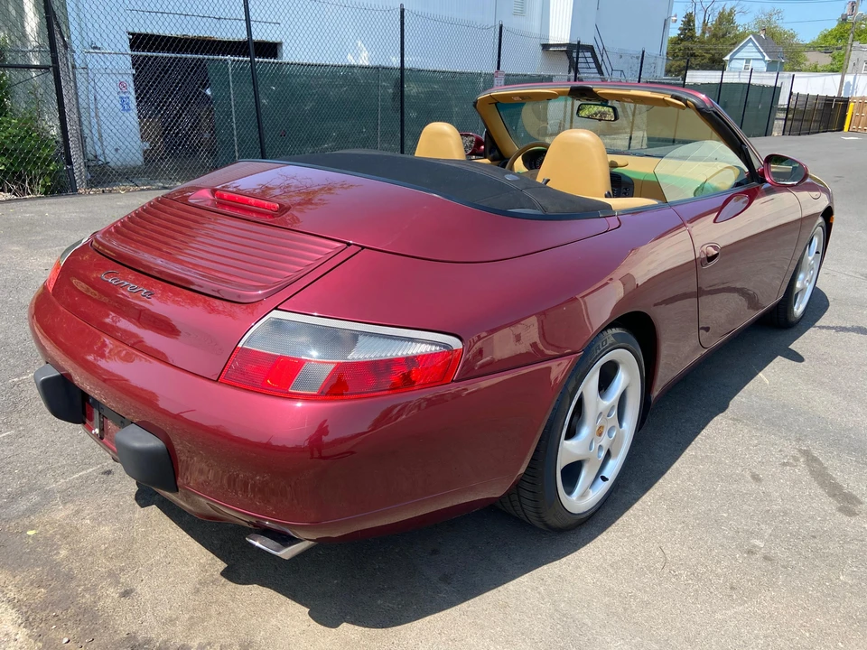 1999 Porsche 996 Carrera - Image 18 of 31