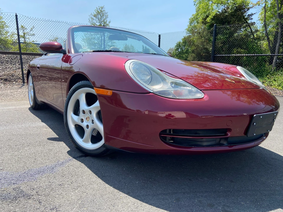 1999 Porsche 996 Carrera - Image 24 of 31
