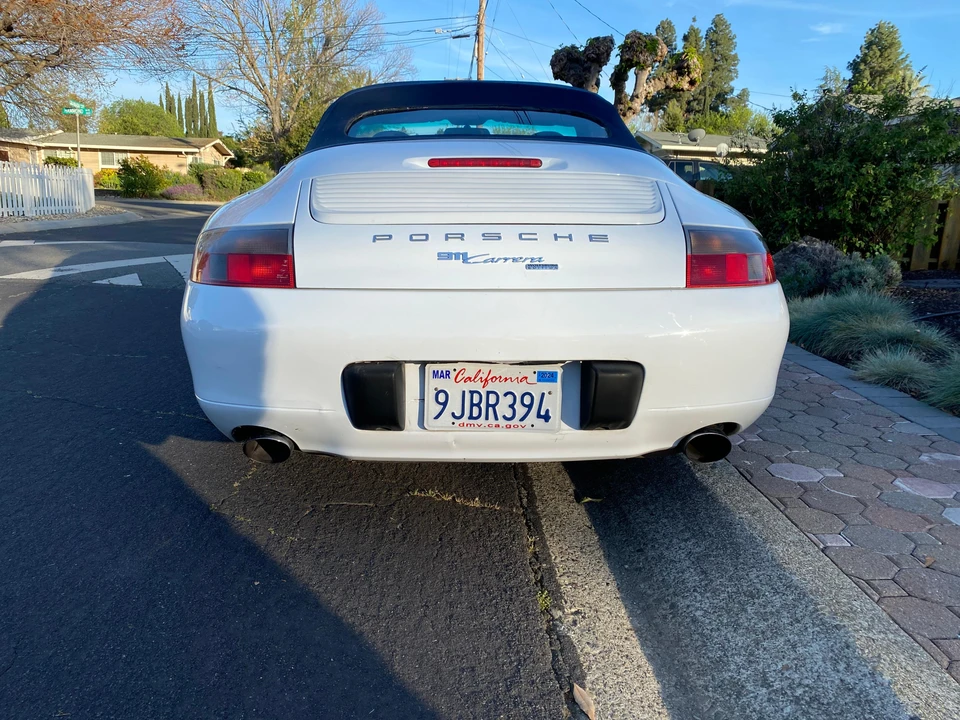 1999 Porsche 996 Carrera - Image 25 of 31