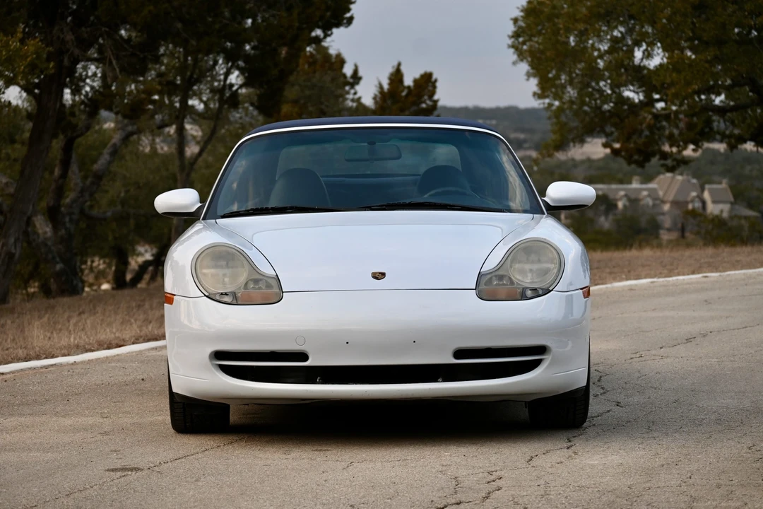 1999 Porsche 996 Carrera - Image 30 of 31
