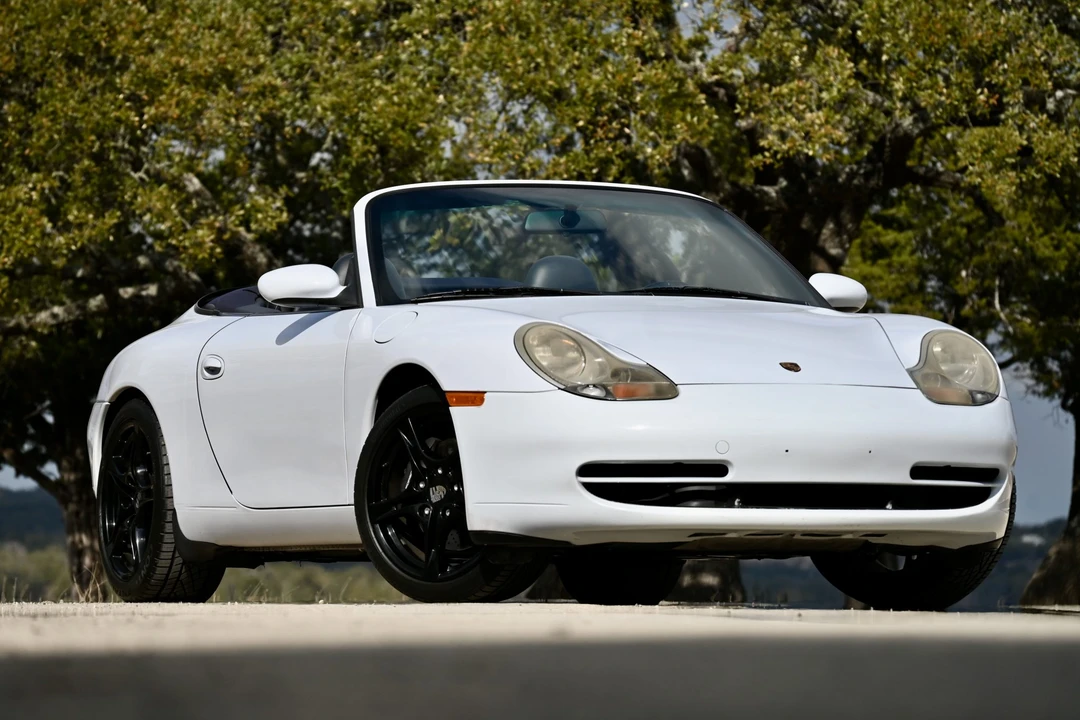 1999 Porsche 996 Carrera - Image 14 of 31