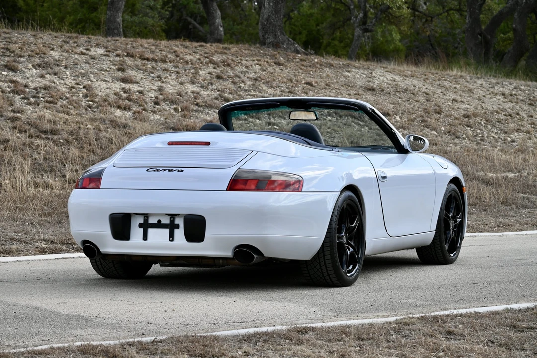 1999 Porsche 996 Carrera - Image 9 of 31