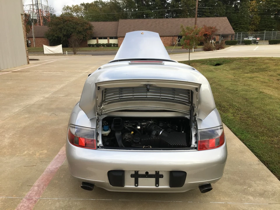 1999 Porsche 996 Carrera - Image 28 of 31