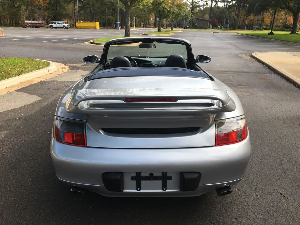 1999 Porsche 996 Carrera - Image 24 of 31